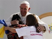 Na cest do Mexika pape chtl podpoit pedevím mladé lidi. Chtl je odradit...