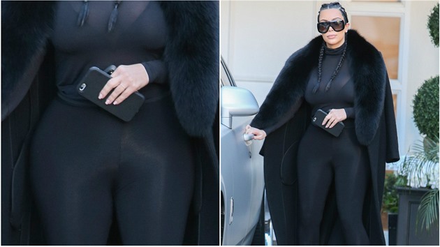 Kim Kardashian ukazuje obí stehna a rozhodn se nemá ím chlubit.