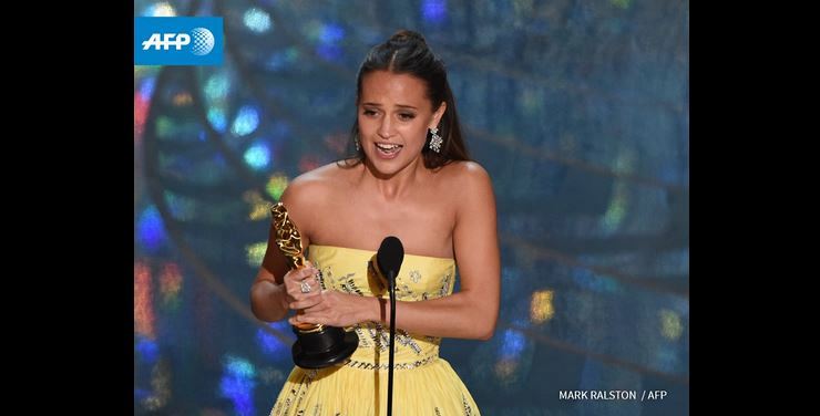 Alicia Vikander se zasloueným Oscarem.