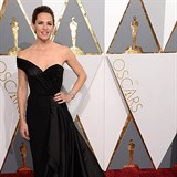 Jennifer Garner m krsn make-up, vlasy i aty. Vechny palce nahoru!