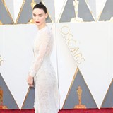 Rooney Mara v krajkovch atech Givenchy.