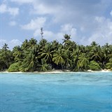 Maledivy jsou ostrovn stt na jihu Asie v Indickm ocenu.