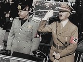 Italský faista Mussolini byl pítelem Adolfa Hitlera. K nmu Trumpa...