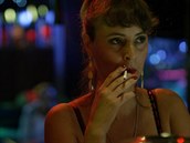 Lenka Vlasáková ve filmu Nikdy nejsme sami, který ml úspch na Berlinale.