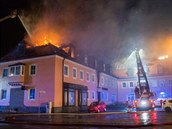 Plánovanou ubytovnu pro uprchlíky v Sasku v noci nkdo zapálil.