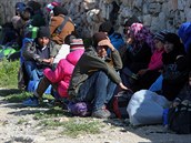 Makedonie v nedli zpísnila podmínky pro vstup uprchlík a na hranici uvízli...