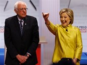 Clintonová suverénn porazila svého jediného konkurenta Bernieho Sanderse.
