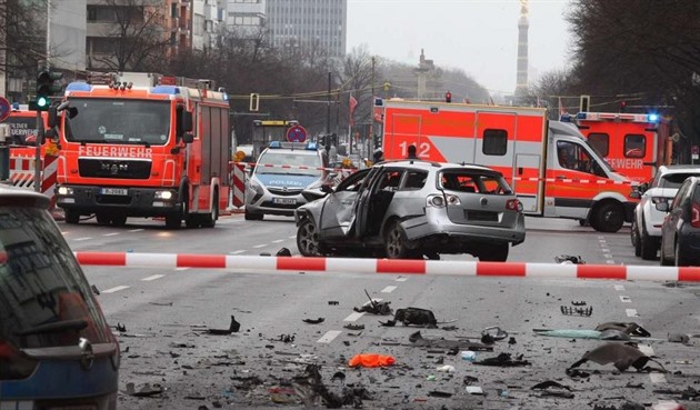 V Berlín explodovalo auto.