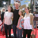 Bruce Willis a jeho dcery, kter m s Demi Moore: Rumer, Scout a Tallulah v...