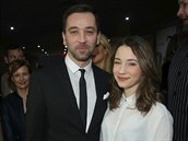 Na premiéru doprovodila Ond�eje Sokola dcera Ester. A moc jim to spolu slu�elo.