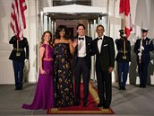 Justin Trudeau s manelkou Sophii Gregoire na návtv v Bílém dom u Michelle...