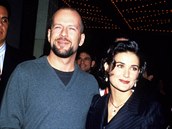 Bruce Willis s bývalou manelkou Demi Moore, kterou si vzal v roce 1987 a...