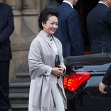 Peng Liyuan je velmi krsn a elegantn ena