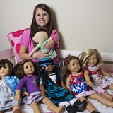 Jordan a její oblíbené panenky.