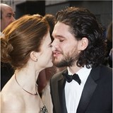 To je sen! Kit Harington alias John Snow oficiln pedstavil svtu svou novou...