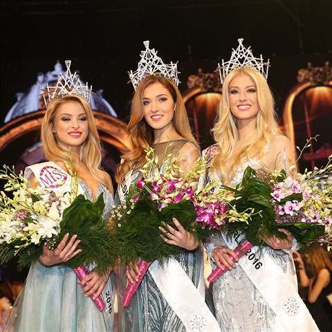 Miss nakonec vyhrla Andrea Bezdkov, velmi nenpadn dvka. eskou Miss Earth...