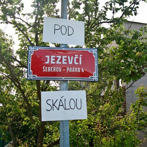 Streetartov umlec Patrik Proko vytvoil z obyejnch praskch ulic ulice...