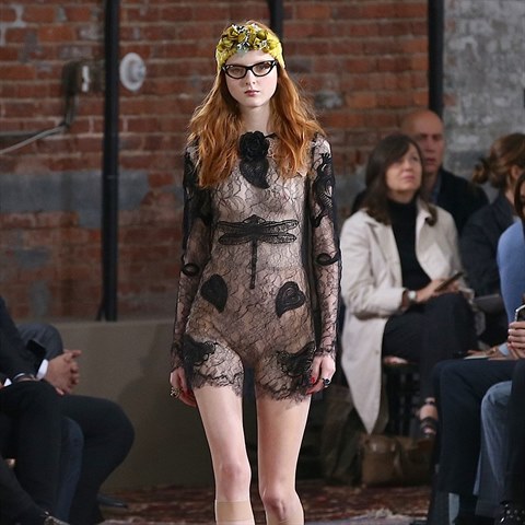 Modelky znaky Gucci se pohybuj na hranici anorexie.