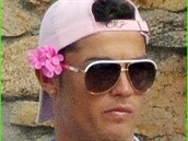 Ronaldo rád zavdává spekulace, zda je gay.