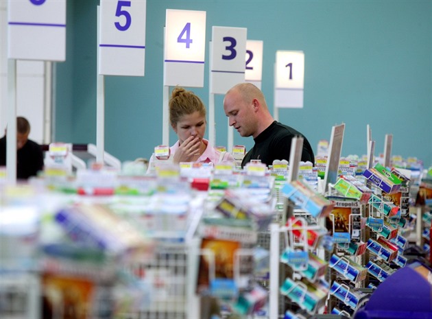 Jestli to s novelou klapne, o nkterých svátcích se dvee supermarket zavou.