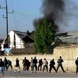 V Kábulu dnes ráno slyšeli výbuch, útočil Tálibán.