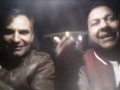 Podnapilého Jiího Macháka natoil taxiká, video pak povsil na net.