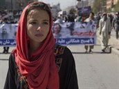 Isobel je zahraniní reportérkou magazínu Vice. V Afghánistánu natáí dokument...