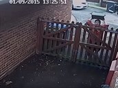 Potovní doruovatelka si to dlá jednoduché.