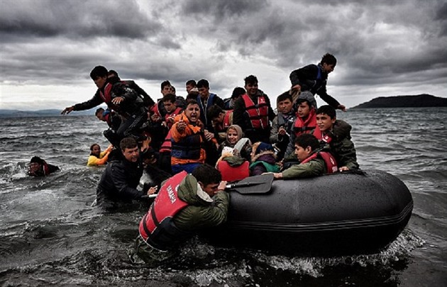 Do Evropy denn piplouvají stovky uprchlík. Kdy se jim podaí ilegáln dojet...