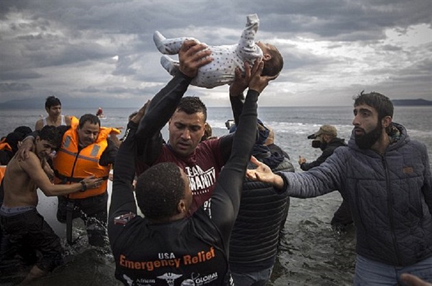 Za napomáhání uprchlíkm se nelegáln dostat do Evropy hrozí vysoké tresty.