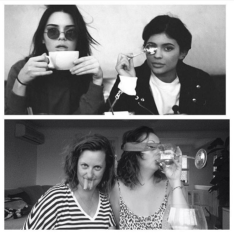 Kylie a Kendall Jenner jako vzor sesterstv�. Dole Celeste a jej� vlastn� sestra.