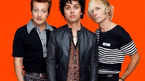 NOVÁ DESKA A TURNÉ GREEN DAY U V LÉT?