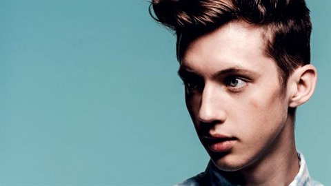 TROY SIVAN: JAK PROBHL JEHO COMING OUT?