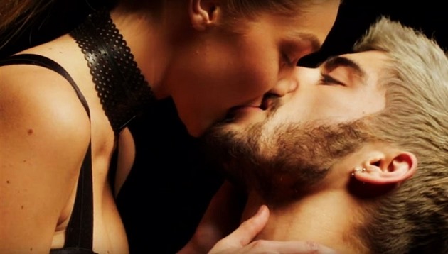 Líbací sexy video Zayna Malika & Gigi Hadid!