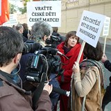 Chalánková je jednou z mála političek, které se účastní demonstrací proti...