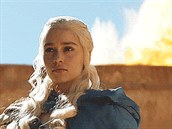 Daenerys Targaryen aka Matka drak: plavovlasé královn fandí asi nejvíc lidí....