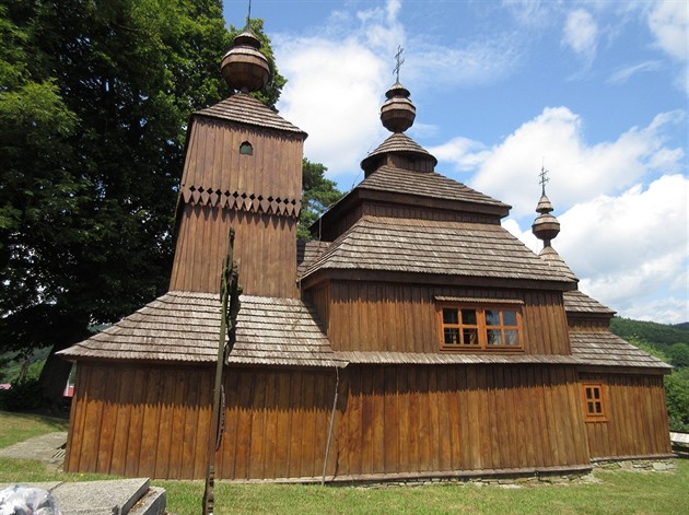 Jeden z nejkrásnějších dřevěných kostelů na Slovensku, chrám sv. Mikuláše v...