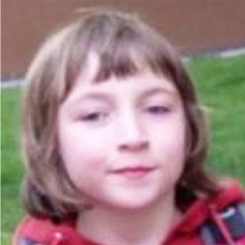 St�edo�esk� policie pros� o pomoc p�i p�tr�n� po osmilet� d�vce z M�ln�ka. Ta v pond�l� r�no nedorazila do �koly a v policejn� datab�zi je vedena jako d�t� ohro�en�.