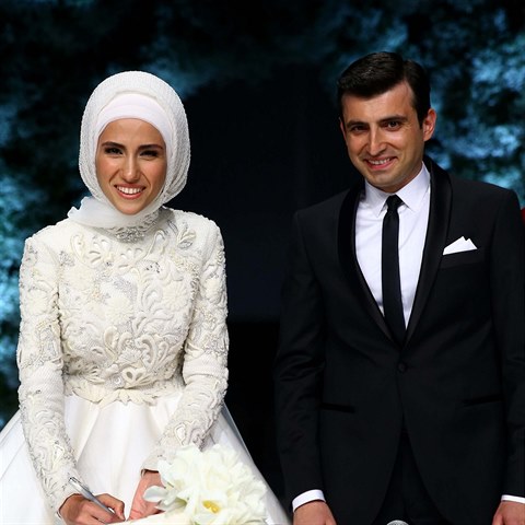 Erdoganova dcera mla pohdkovou svatbu.