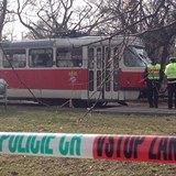Mrtvou ženu nalezli v tramvaji na konečné v Modřanech. Dva roky se pátralo po...