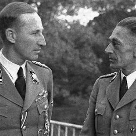 Spolu s Reinhardem Heydrichem patil Frank k nejnenvidnjm osobm v...