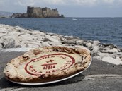 Neapoltí pizzai to dokázali! Se svou megapizzou pokoily svtový rekord.