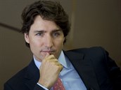 Kanadský premiér Justin Trudeau elí své první afée. Natstí jeho popularita...