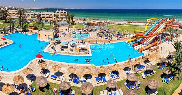 Magic Hotel Skanes Family Resort & Aquapark / Tunis