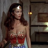 Wonder Woman ze 70. let si musela pokat a do letoka na dal ztvrnn.