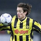 S Dortmundem vyhrl nmeckou ligu. Byl hlavn hvzda tmu.