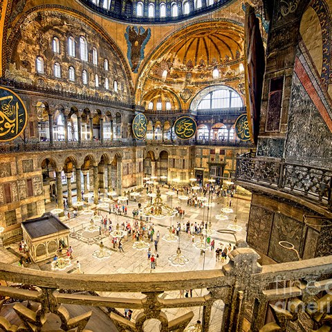 Obdob, kdy byla Hagia Sofia meitou pipomnaj jen kaligrafick npisy v...