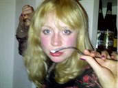 Rolící blondýnku Gwendoline Christie byste nepoznali.