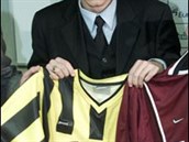 Tomá Rosický pestoupil ze Sparty do Dortmundu za pl miliardy korun.
