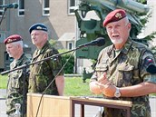 Generál Blako je velkým kritikem evropské smrnice o zákazu zbraní.